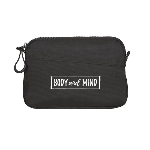 Remmy Wipeable Zippered Pouch (Q440111)