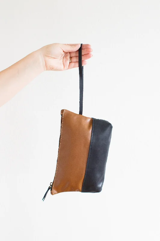 Abena Wristlet, Ginger and Black