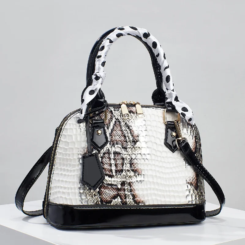 Snakeskin Grain Top Handbag Large Capacity Seashell Crossbody Bag